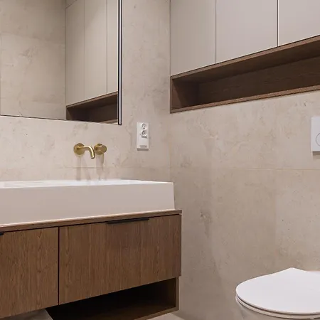 Glow - Granaria Premium Center